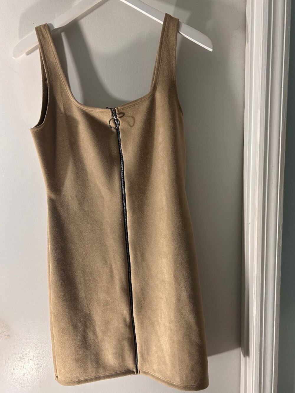 Popular Basics Tan Faux Suede Zip Front Sleeveless Dress Ring Pull Size Large